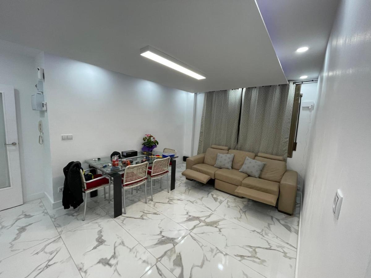 Queen Apartments Santa Coloma de Gramanet Esterno foto